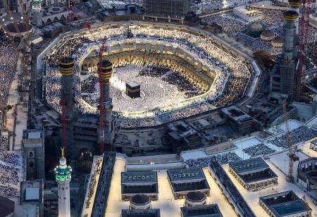 Resmi Diputuskan, Jemaah Umrah tak Wajib Melakukan Vaksin Meningitis